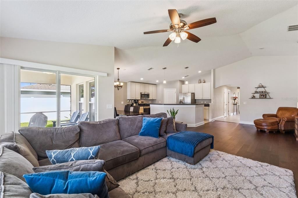 Active With Contract: $550,000 (4 beds, 3 baths, 2022 Square Feet)