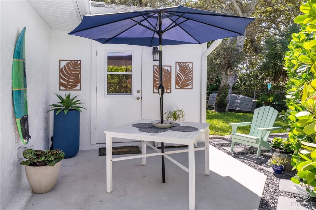 На продажу: $1,150,000 (3 спален, 2 ванн, 1664 Квадратных фут)