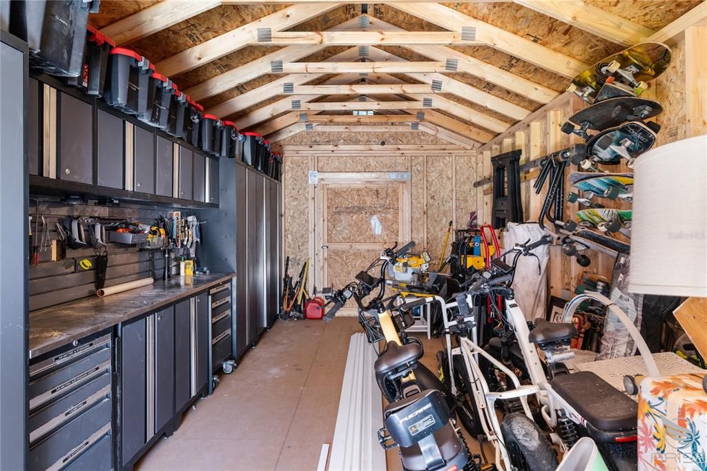 На продажу: $1,150,000 (3 спален, 2 ванн, 1664 Квадратных фут)