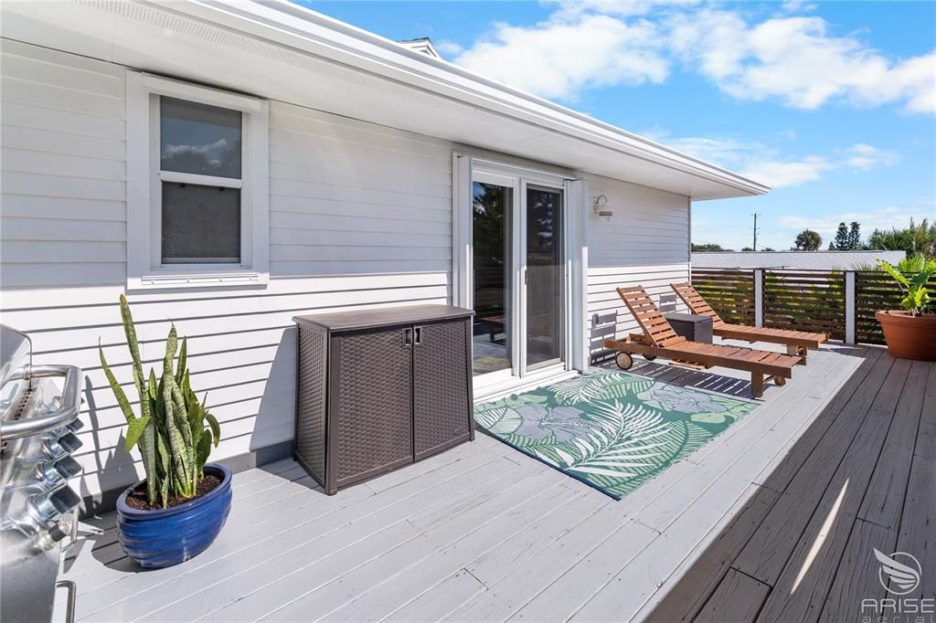 На продажу: $1,150,000 (3 спален, 2 ванн, 1664 Квадратных фут)