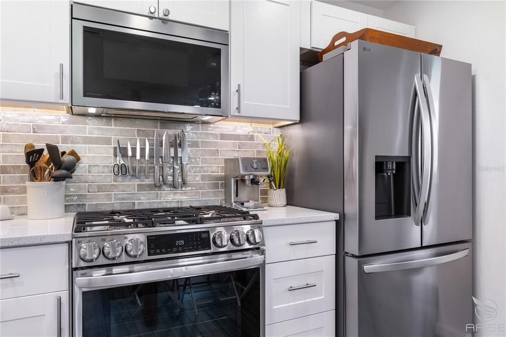 На продажу: $1,150,000 (3 спален, 2 ванн, 1664 Квадратных фут)