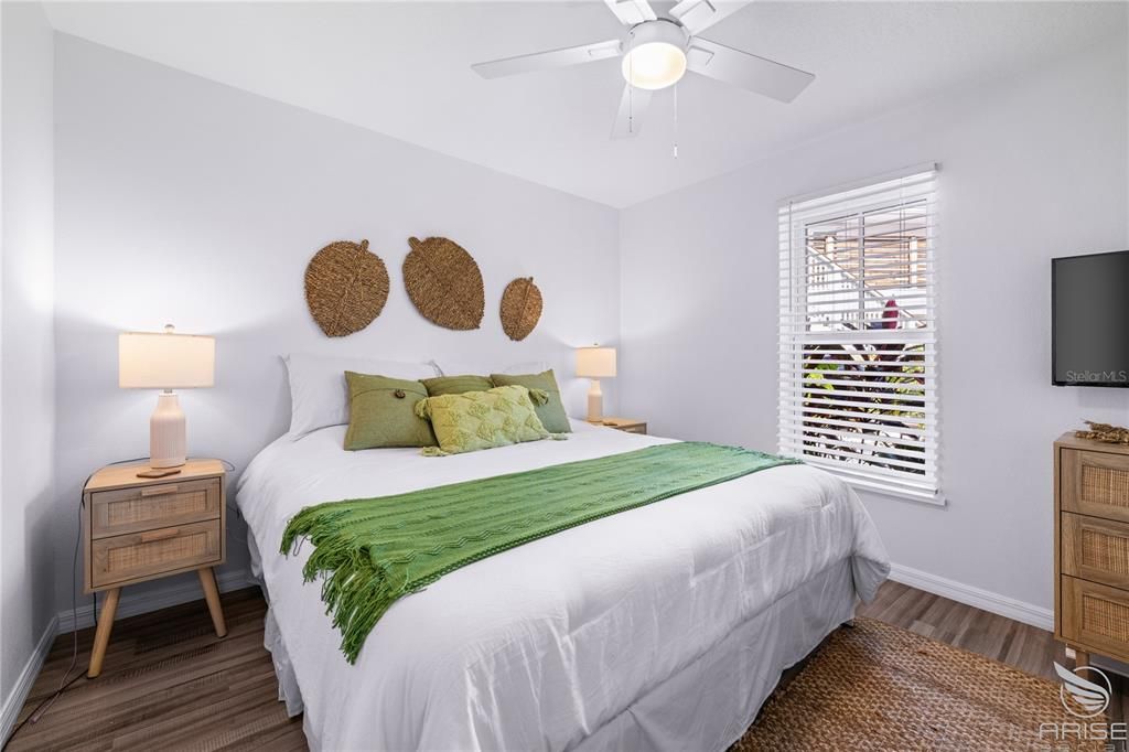 На продажу: $1,150,000 (3 спален, 2 ванн, 1664 Квадратных фут)