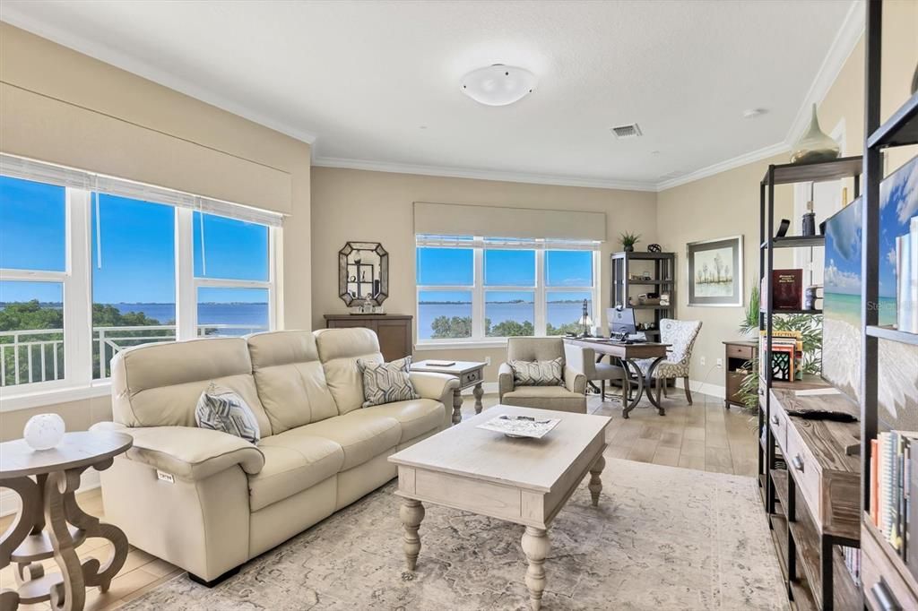 For Sale: $695,000 (2 beds, 2 baths, 1650 Square Feet)