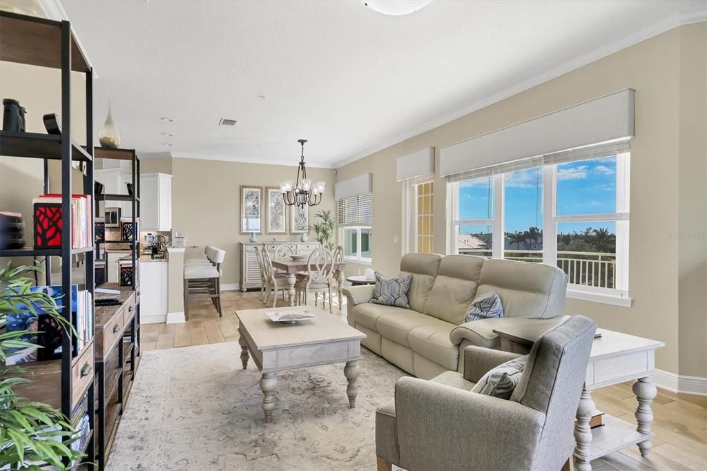 For Sale: $695,000 (2 beds, 2 baths, 1650 Square Feet)