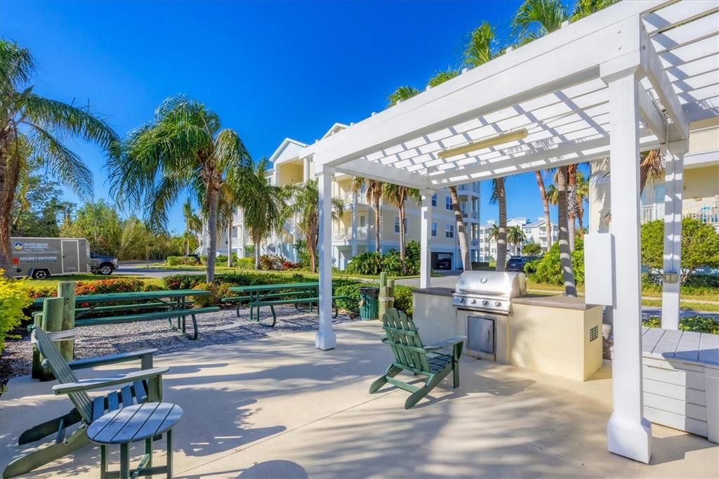 For Sale: $695,000 (2 beds, 2 baths, 1650 Square Feet)