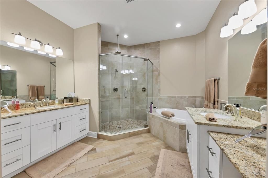 For Sale: $695,000 (2 beds, 2 baths, 1650 Square Feet)