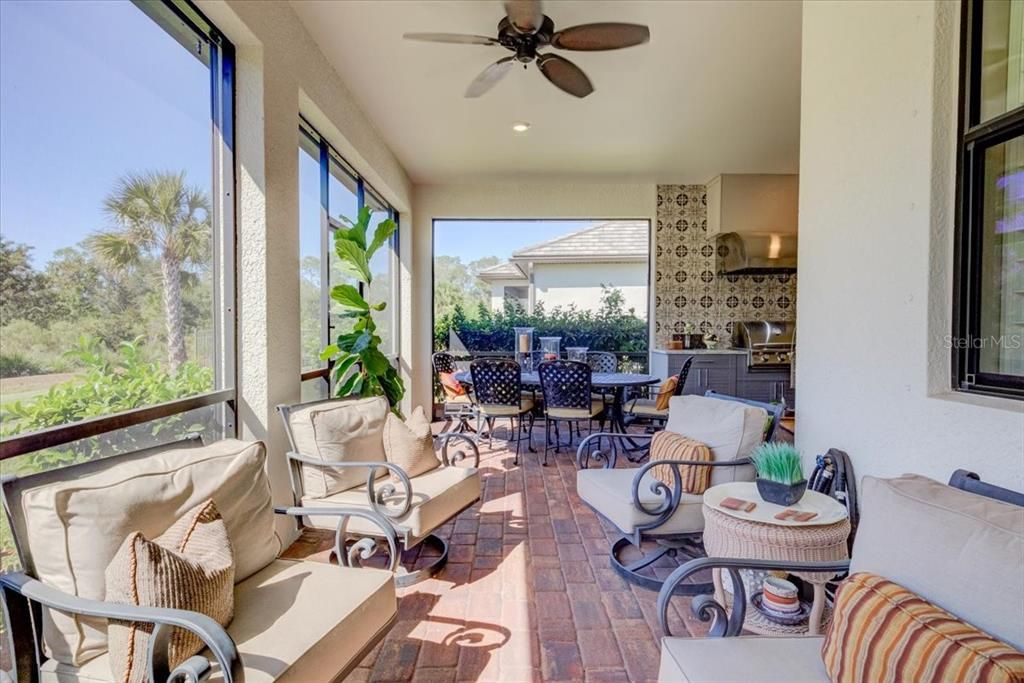 待售: $678,000 (2 贝兹, 2 浴室, 1894 平方英尺)