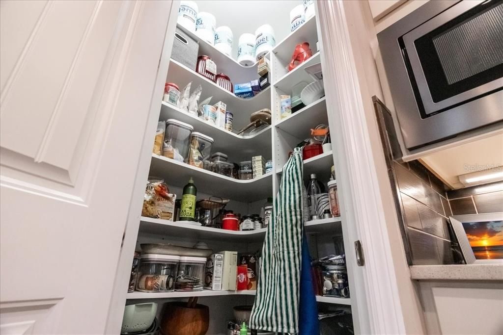 待售: $678,000 (2 贝兹, 2 浴室, 1894 平方英尺)