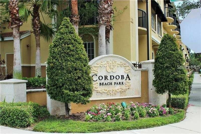 For Rent: $2,395 (2 beds, 2 baths, 1349 Square Feet)