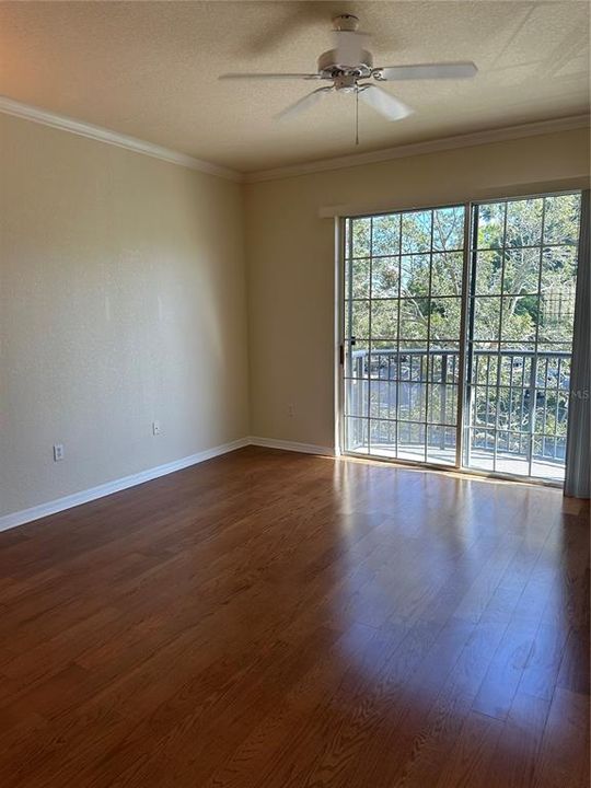 For Rent: $2,395 (2 beds, 2 baths, 1349 Square Feet)