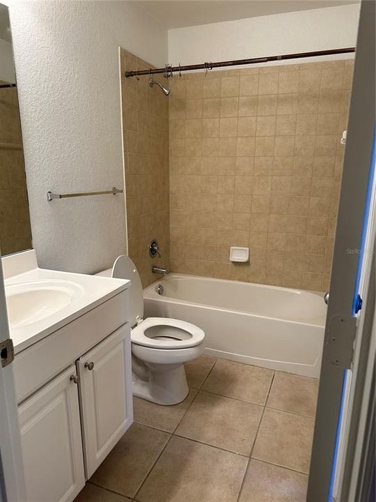 For Rent: $2,395 (2 beds, 2 baths, 1349 Square Feet)