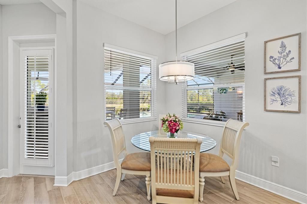 For Sale: $899,000 (3 beds, 3 baths, 2563 Square Feet)