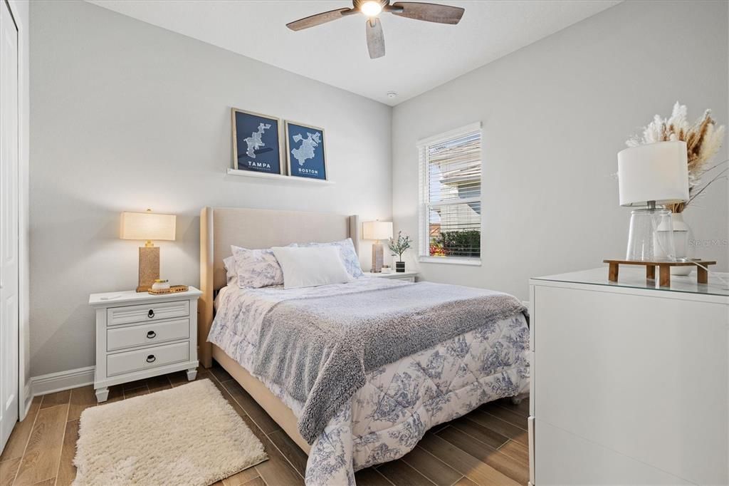 For Sale: $899,000 (3 beds, 3 baths, 2563 Square Feet)