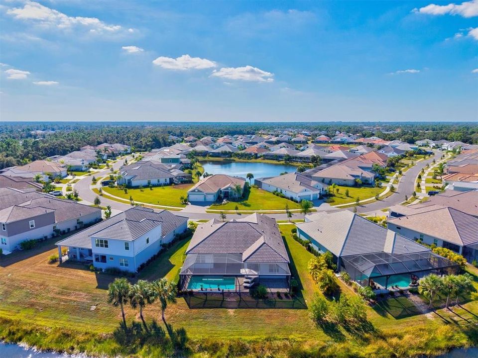 For Sale: $899,000 (3 beds, 3 baths, 2563 Square Feet)