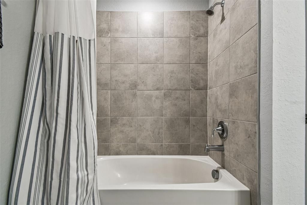 En Venta: $375,000 (3 camas, 2 baños, 1286 Pies cuadrados)