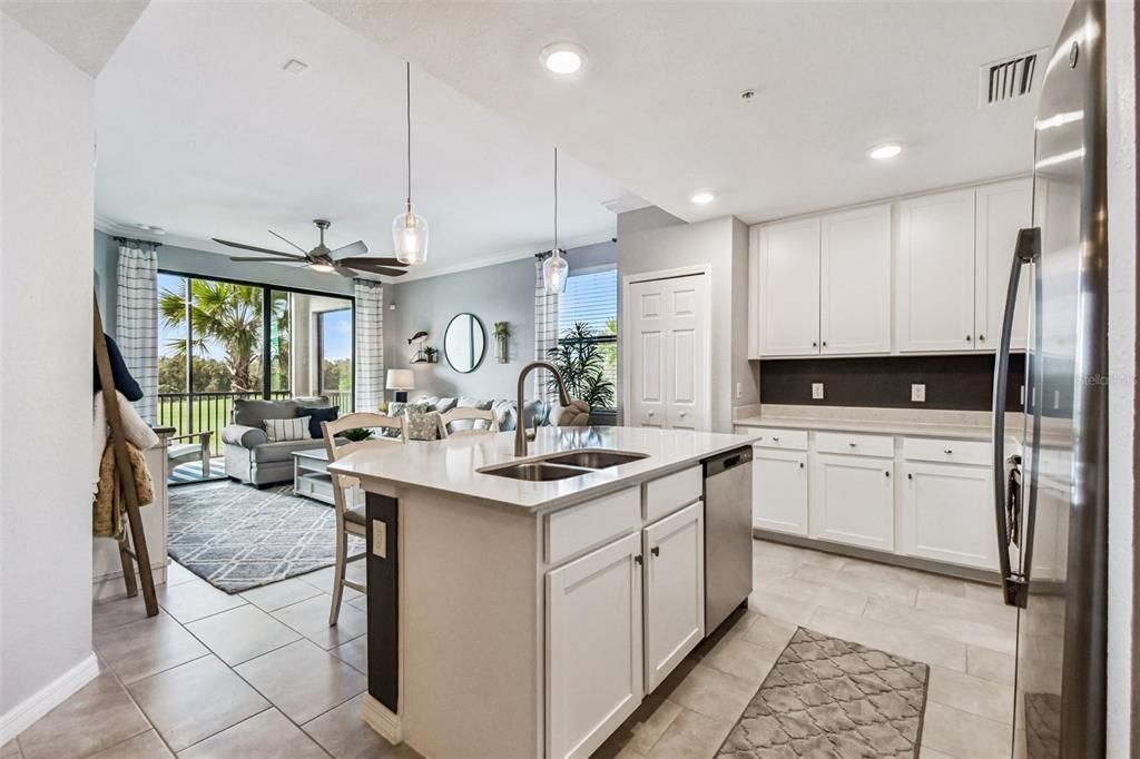 En Venta: $375,000 (3 camas, 2 baños, 1286 Pies cuadrados)