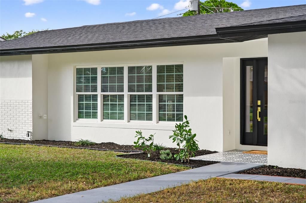 Active With Contract: $599,000 (3 beds, 2 baths, 1558 Square Feet)