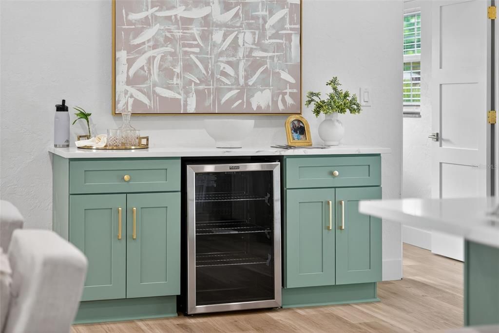 Active With Contract: $599,000 (3 beds, 2 baths, 1558 Square Feet)