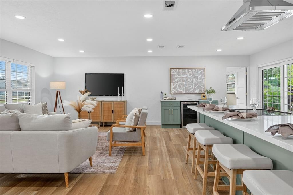 Active With Contract: $599,000 (3 beds, 2 baths, 1558 Square Feet)