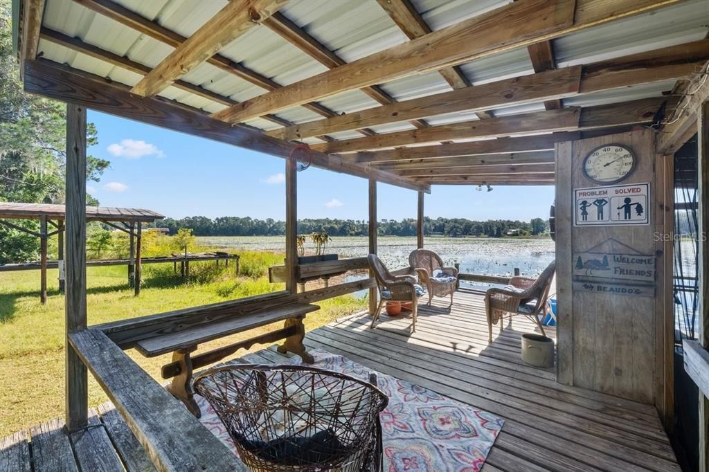 For Sale: $299,000 (3 beds, 1 baths, 1331 Square Feet)