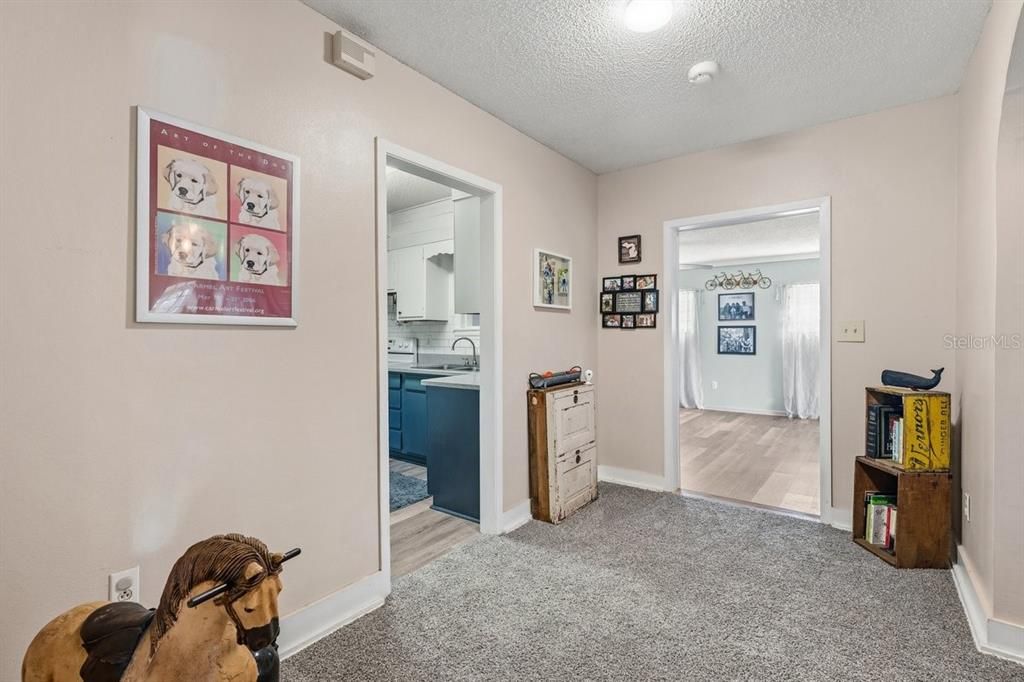 For Sale: $299,000 (3 beds, 1 baths, 1331 Square Feet)