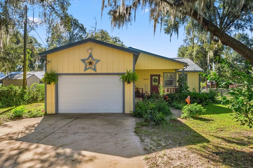 For Sale: $299,000 (3 beds, 1 baths, 1331 Square Feet)