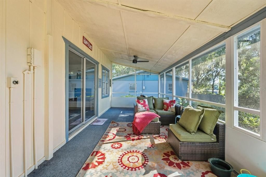 For Sale: $299,000 (3 beds, 1 baths, 1331 Square Feet)