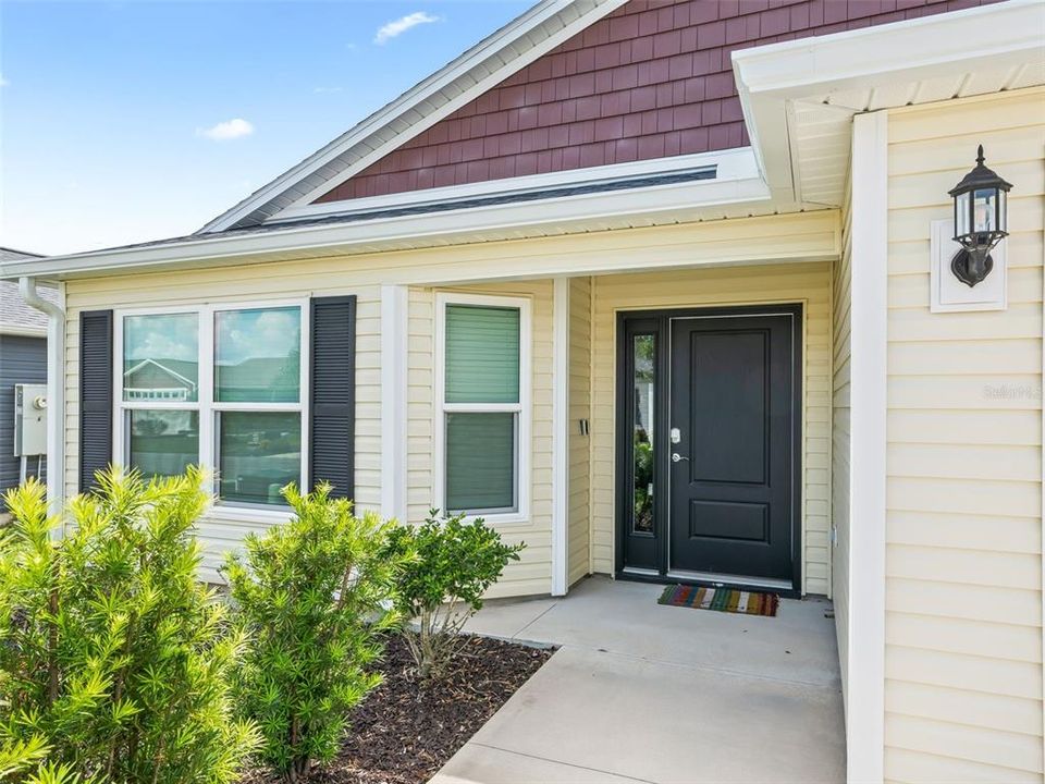 For Rent: $3,150 (3 beds, 2 baths, 1496 Square Feet)