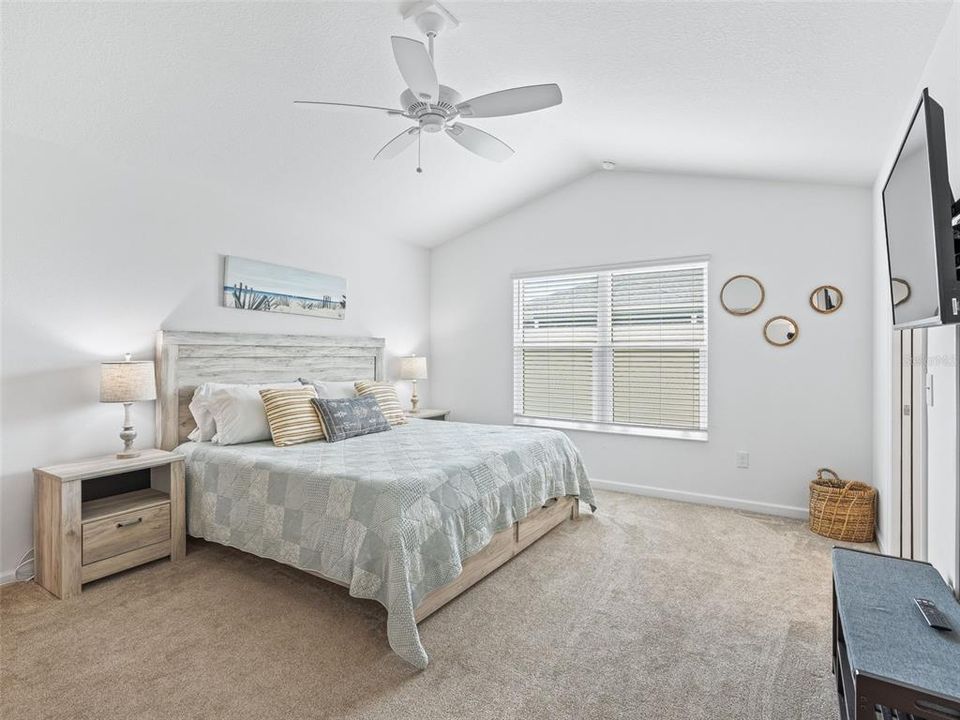 For Rent: $3,150 (3 beds, 2 baths, 1496 Square Feet)