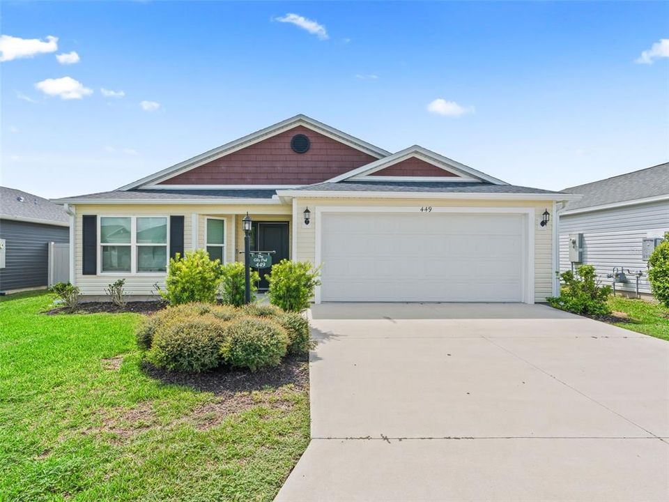 For Rent: $3,150 (3 beds, 2 baths, 1496 Square Feet)