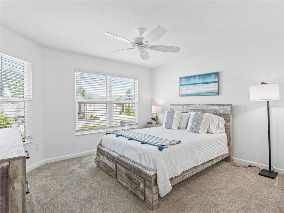 For Rent: $3,150 (3 beds, 2 baths, 1496 Square Feet)