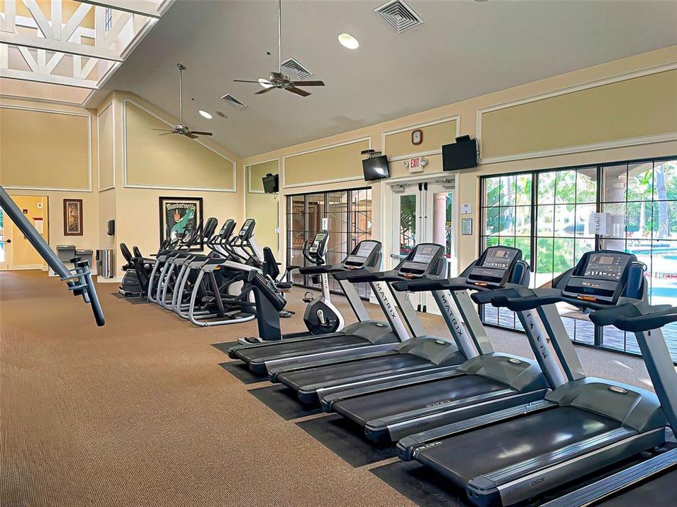 For Sale: $489,000 (2 beds, 2 baths, 1916 Square Feet)