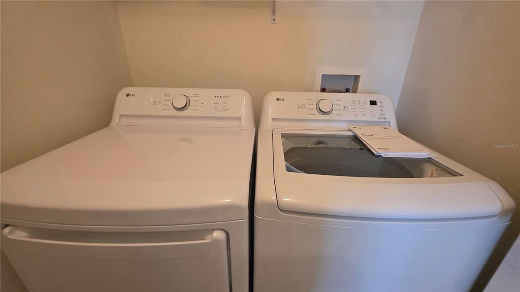 Active With Contract: $159,000 (1 beds, 1 baths, 794 Square Feet)