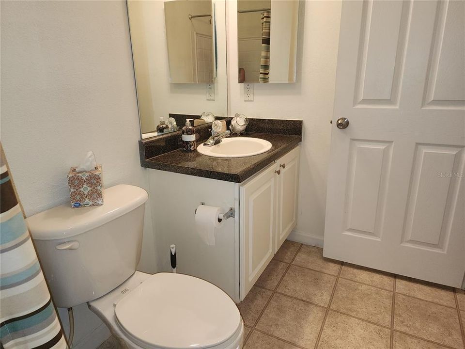 Active With Contract: $159,000 (1 beds, 1 baths, 794 Square Feet)