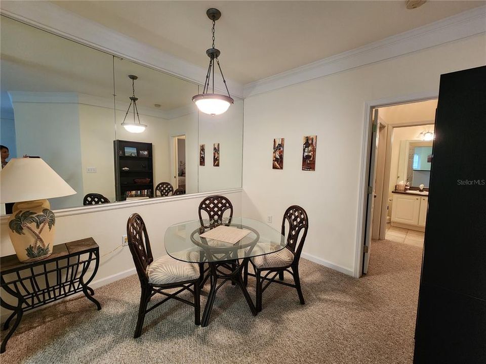 Active With Contract: $159,000 (1 beds, 1 baths, 794 Square Feet)