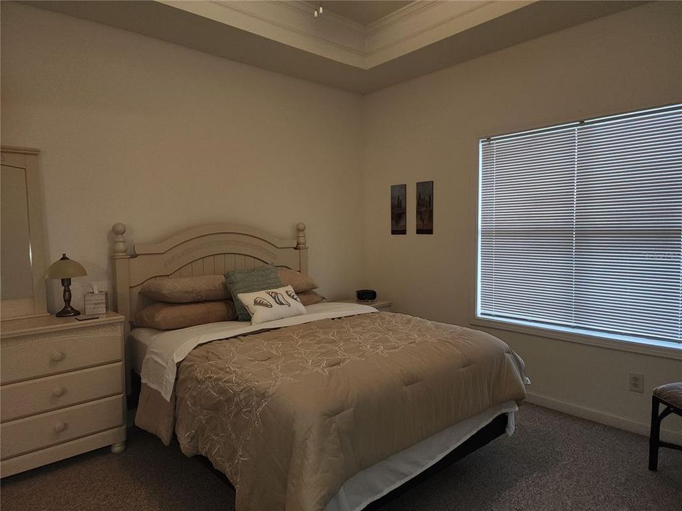 Active With Contract: $159,000 (1 beds, 1 baths, 794 Square Feet)