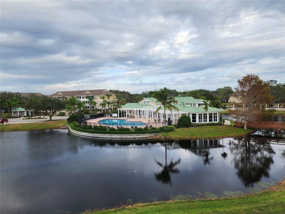 Active With Contract: $159,000 (1 beds, 1 baths, 794 Square Feet)