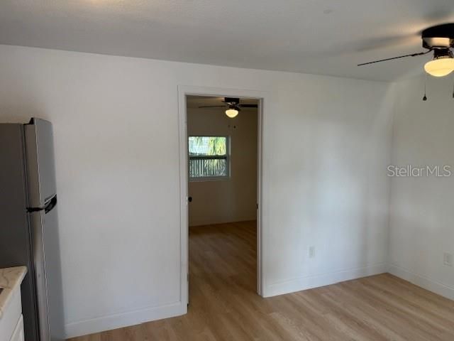 For Rent: $1,249 (1 beds, 1 baths, 280 Square Feet)