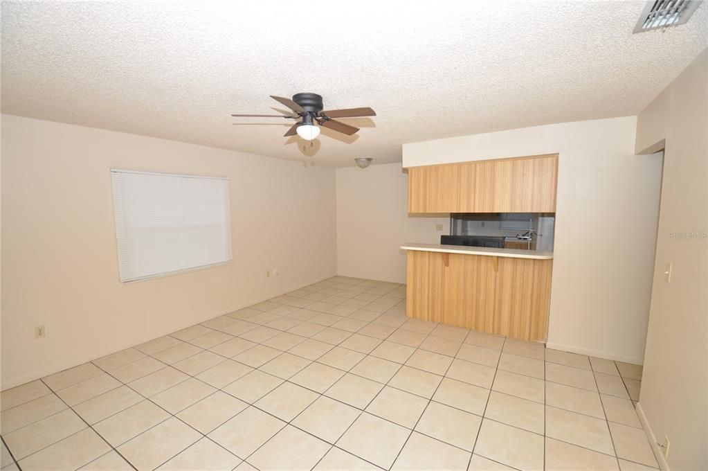 En Renta: $1,395 (2 camas, 2 baños, 900 Pies cuadrados)