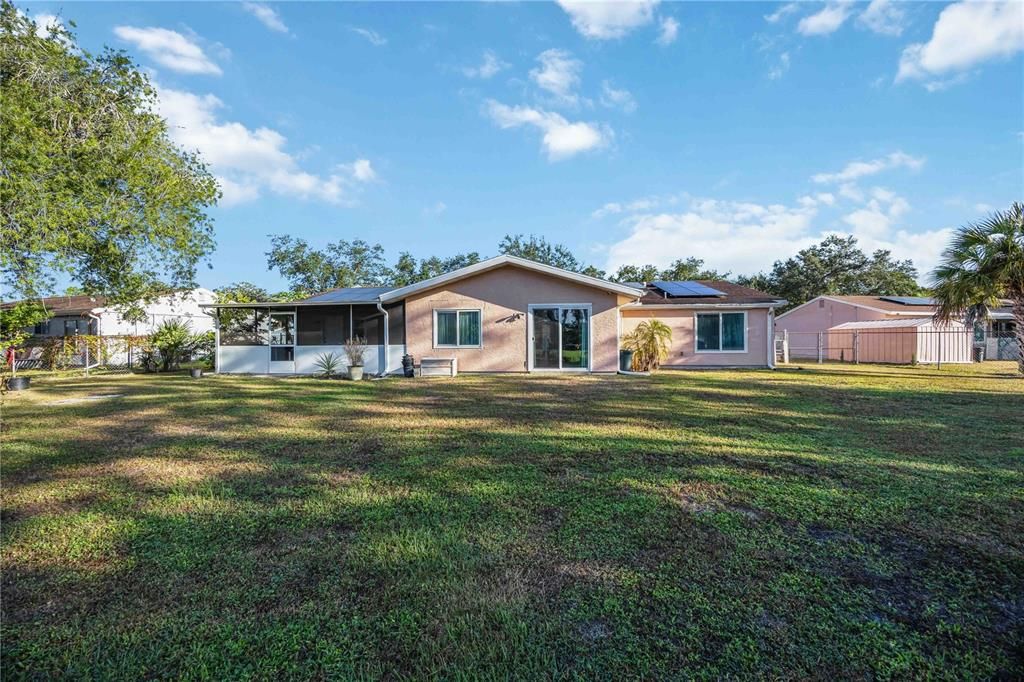 For Sale: $319,900 (3 beds, 2 baths, 1720 Square Feet)