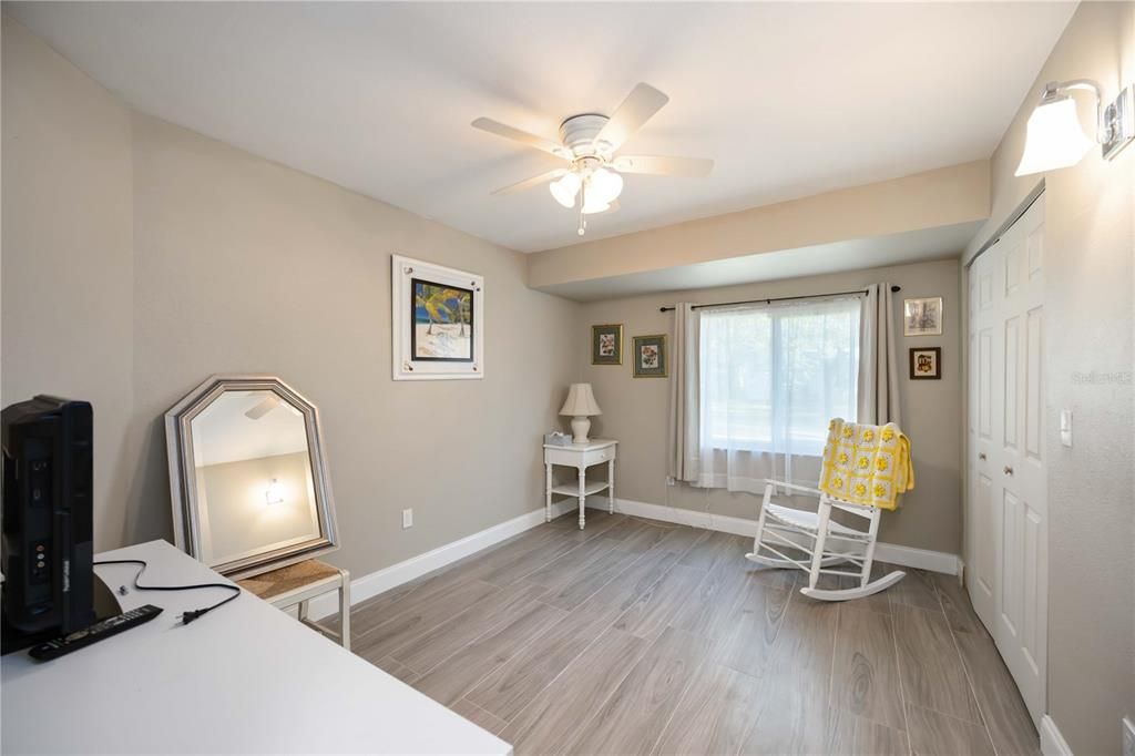 For Sale: $319,900 (3 beds, 2 baths, 1720 Square Feet)