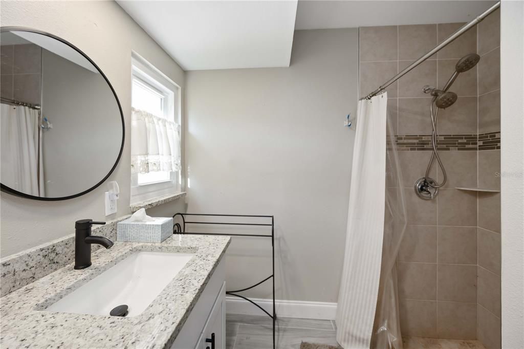 For Sale: $319,900 (3 beds, 2 baths, 1720 Square Feet)