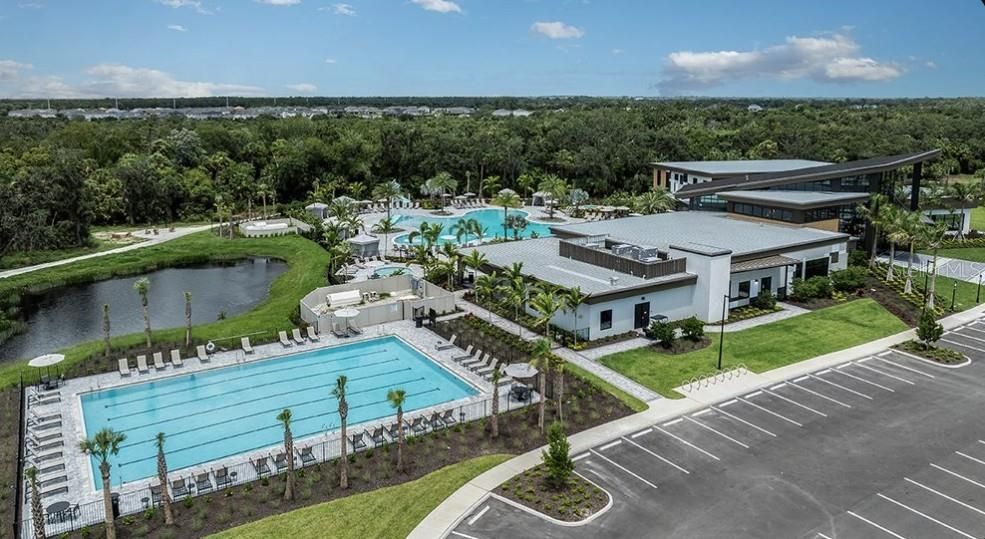 合同活跃: $457,204 (2 贝兹, 2 浴室, 1533 平方英尺)