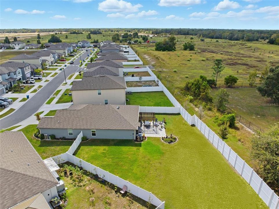 For Sale: $375,000 (4 beds, 2 baths, 1959 Square Feet)