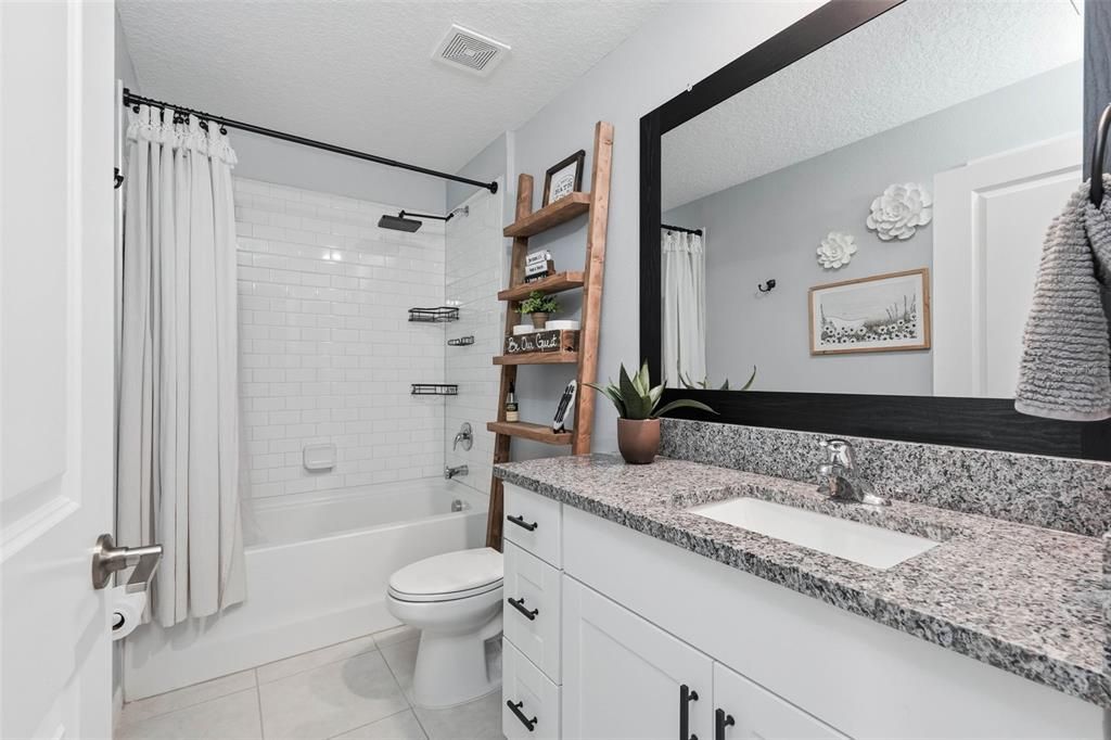 For Sale: $375,000 (4 beds, 2 baths, 1959 Square Feet)