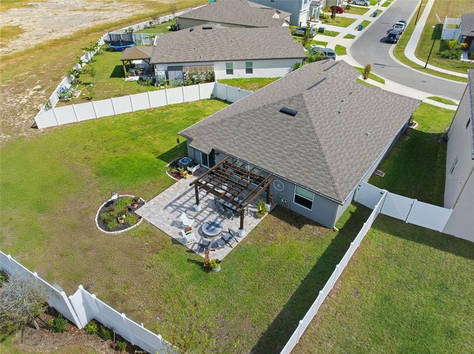 For Sale: $375,000 (4 beds, 2 baths, 1959 Square Feet)