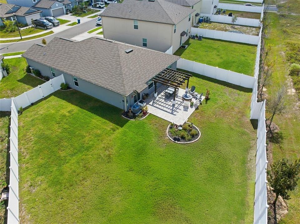 For Sale: $375,000 (4 beds, 2 baths, 1959 Square Feet)