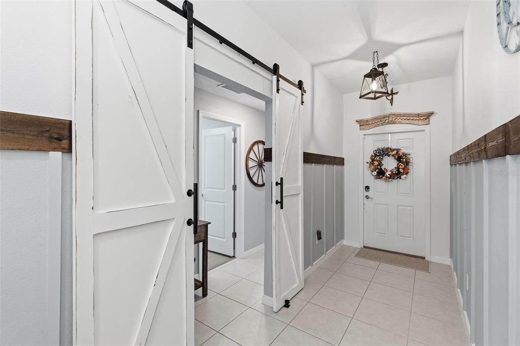 For Sale: $375,000 (4 beds, 2 baths, 1959 Square Feet)