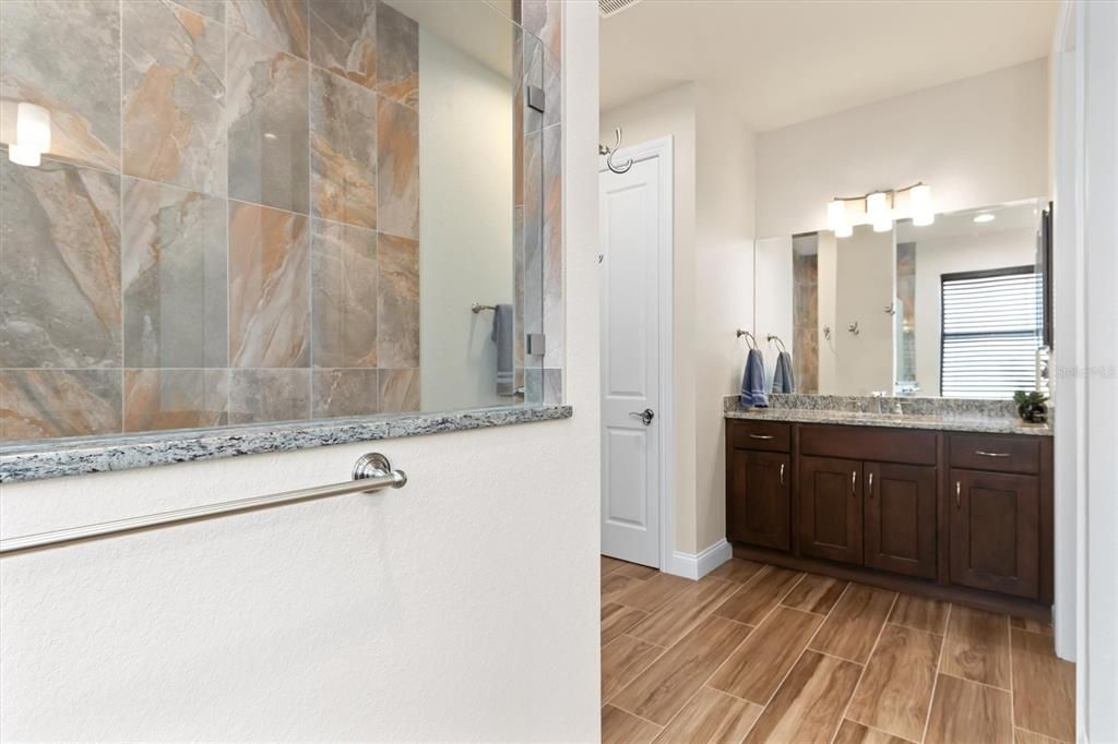 For Sale: $775,000 (3 beds, 3 baths, 2302 Square Feet)