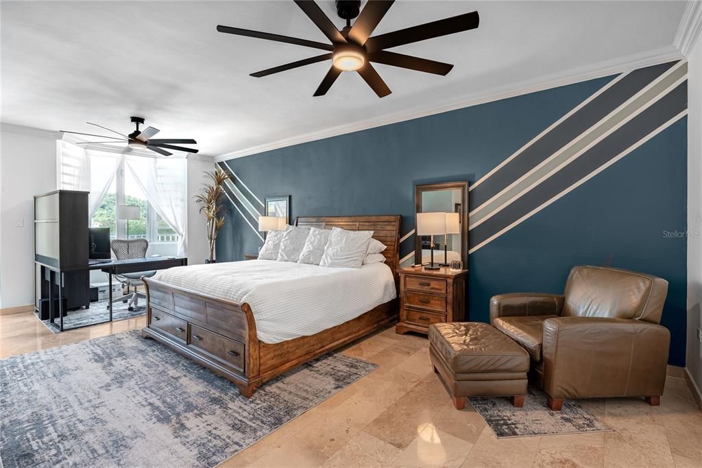 待售: $975,000 (4 贝兹, 4 浴室, 0 平方英尺)